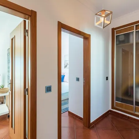 Sunny Escapes By Ocvillas Apartment